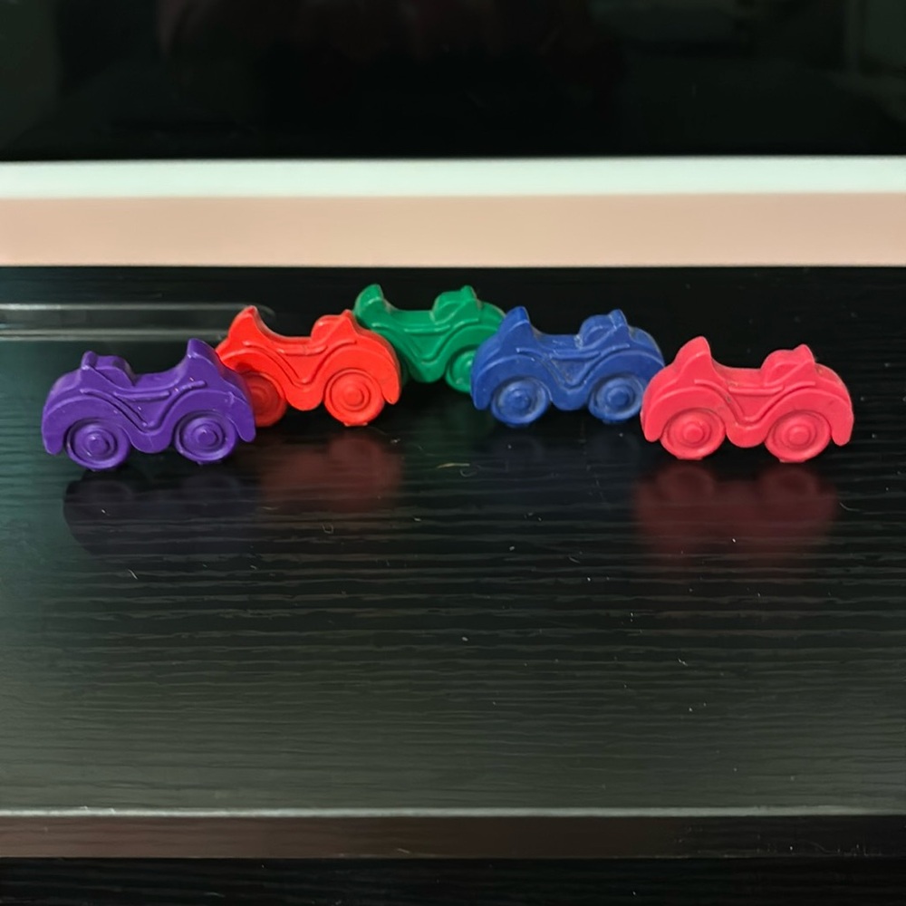 🩷Motorcycle Crayons